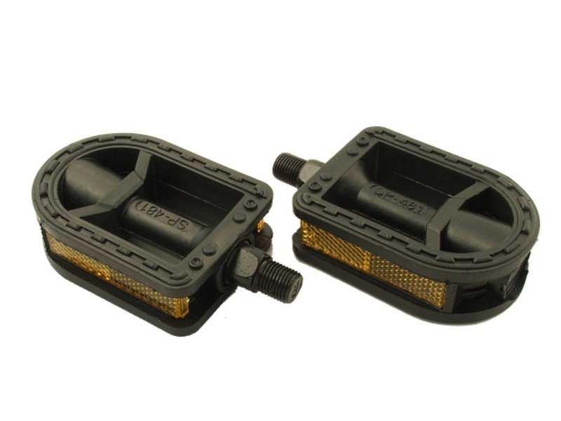 PEDALA - copii, pvc, bile, filet ½