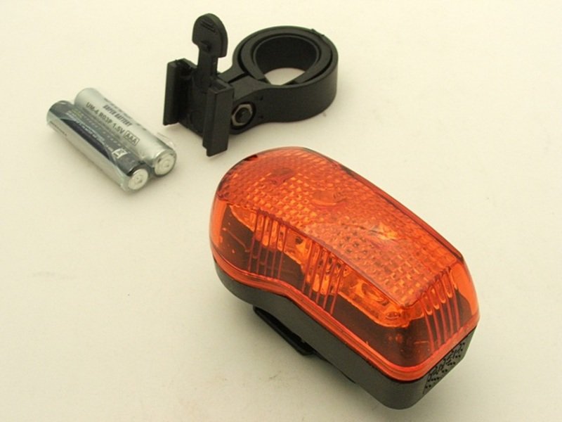 STOP SPATE / SCLIPITOR - 3 led, 4 functii, +b