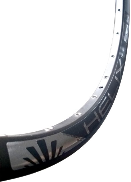 JANTA DUBLA - 27,5''/584x27/24, 32H, disc - Pinned, Tubeless Ready - SUN RINGLE HELIX27 SL